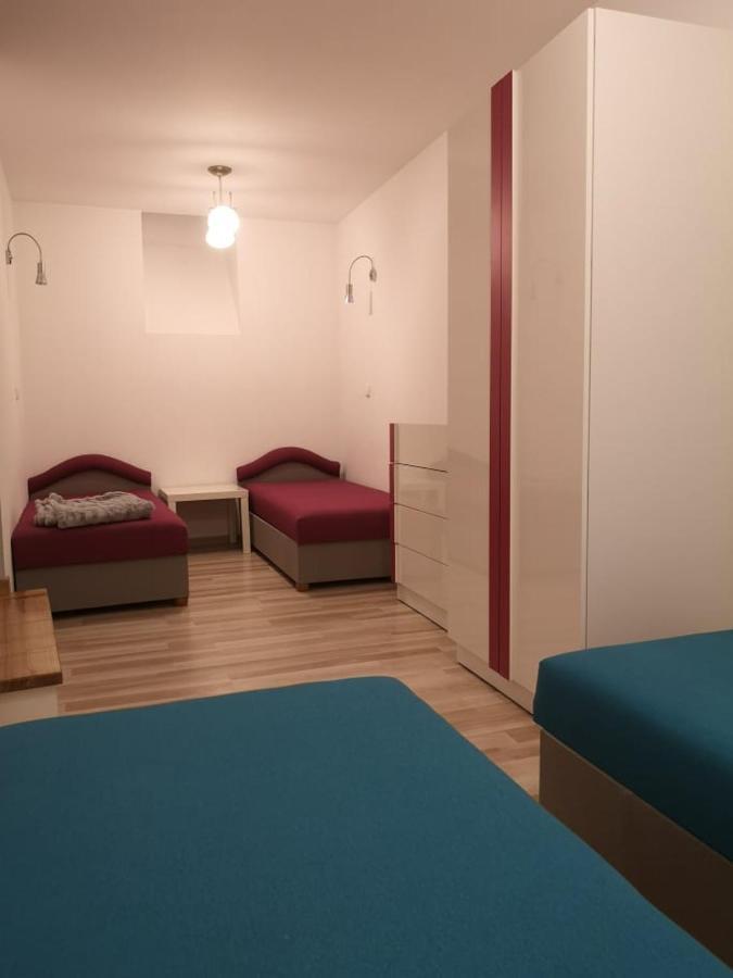 Apartament Detka ノヴィ・タルク エクステリア 写真
